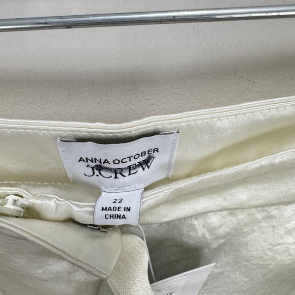 J.Crew Anna October Wide Leg Trouser Textured Satin Relaxed Ivory US 22 NWT - Picture 7 of 16
